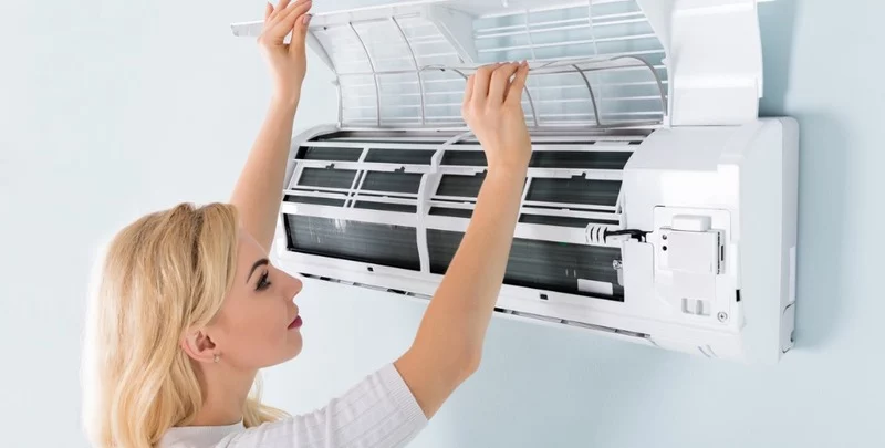 Cleaning split system filters deals